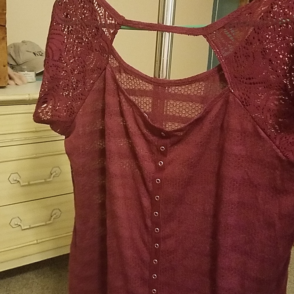 Maurices Shirt - Picture 4 of 4